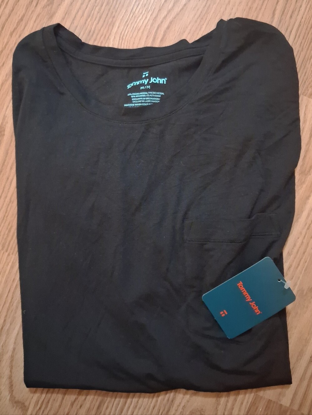 NWT TOMMY JOHN second skin pajama shirt. Mens. Size Medium. Black.